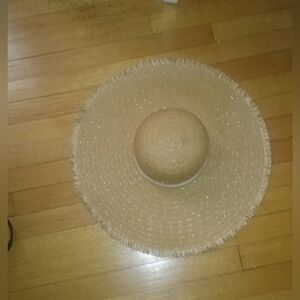 Big Floppy Straw Sun Hat - 8 inch brim all around